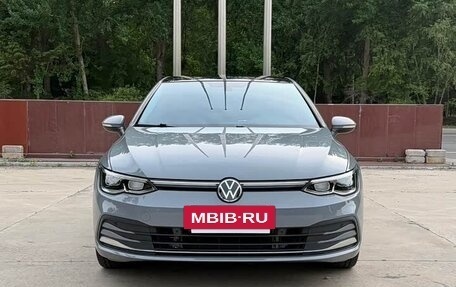 Volkswagen Golf VIII, 2023 год, 1 890 000 рублей, 2 фотография