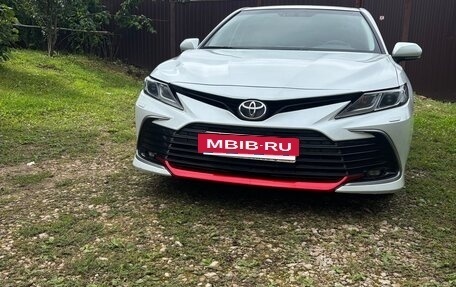 Toyota Camry, 2021 год, 2 780 000 рублей, 2 фотография
