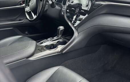Toyota Camry, 2021 год, 2 780 000 рублей, 11 фотография