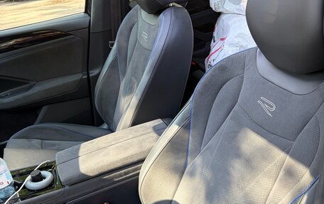 Volkswagen Tiguan, 2024 год, 4 200 000 рублей, 6 фотография