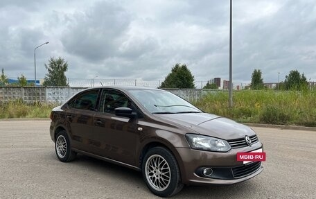 Volkswagen Polo VI (EU Market), 2014 год, 980 000 рублей, 2 фотография