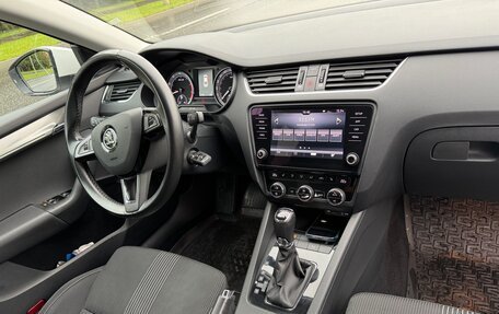 Skoda Octavia, 2017 год, 2 300 000 рублей, 24 фотография