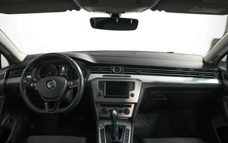 Volkswagen Passat B8 рестайлинг, 2016 год, 1 329 000 рублей, 9 фотография