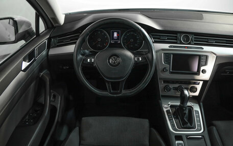 Volkswagen Passat B8 рестайлинг, 2016 год, 1 329 000 рублей, 10 фотография