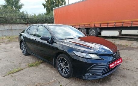 Toyota Camry, 2021 год, 2 434 700 рублей, 2 фотография
