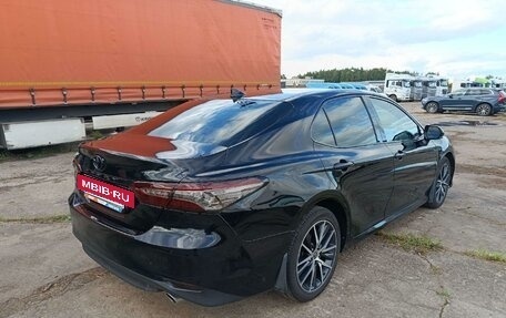 Toyota Camry, 2021 год, 2 434 700 рублей, 3 фотография