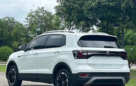 Volkswagen T-Cross I, 2023 год, 1 690 000 рублей, 4 фотография