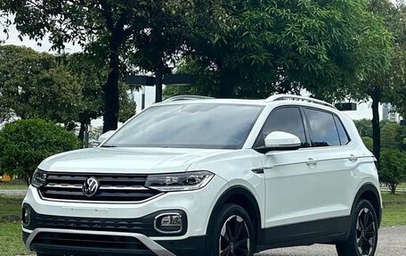 Volkswagen T-Cross I, 2023 год, 1 690 000 рублей, 3 фотография