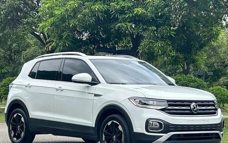 Volkswagen T-Cross I, 2023 год, 1 690 000 рублей, 2 фотография