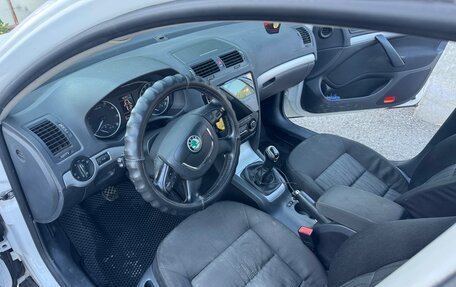 Skoda Octavia, 2012 год, 800 000 рублей, 5 фотография
