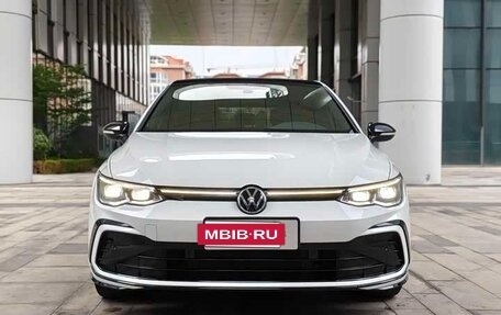 Volkswagen Golf VIII, 2023 год, 1 990 098 рублей, 2 фотография