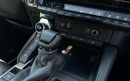 Toyota Land Cruiser Prado, 2026 год, 12 300 000 рублей, 24 фотография