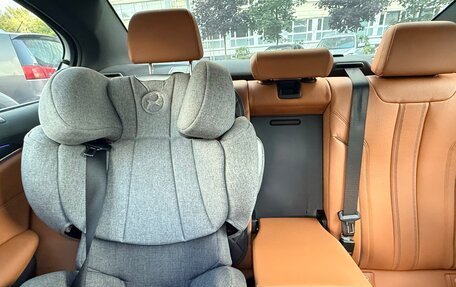 BMW 5 серия, 2022 год, 4 800 000 рублей, 36 фотография