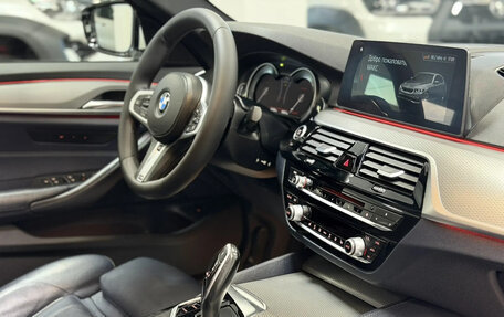 BMW 5 серия, 2017 год, 3 290 000 рублей, 11 фотография