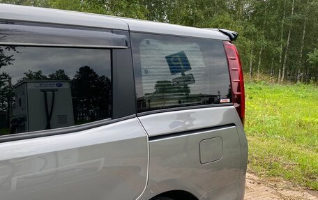 Toyota Noah III, 2015 год, 1 500 000 рублей, 4 фотография