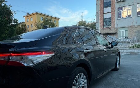 Toyota Camry, 2019 год, 2 550 000 рублей, 11 фотография