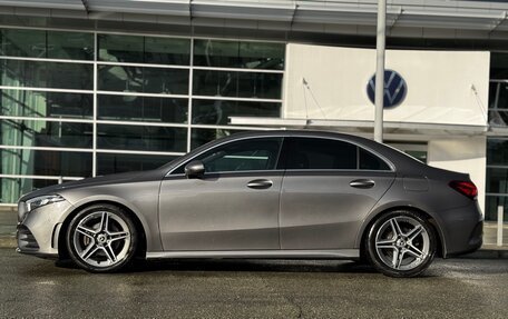 Mercedes-Benz A-Класс, 2019 год, 2 300 000 рублей, 6 фотография