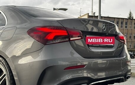 Mercedes-Benz A-Класс, 2019 год, 2 300 000 рублей, 5 фотография