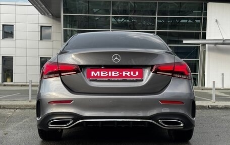 Mercedes-Benz A-Класс, 2019 год, 2 300 000 рублей, 14 фотография