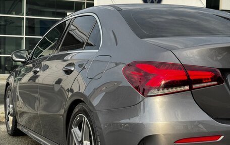 Mercedes-Benz A-Класс, 2019 год, 2 300 000 рублей, 17 фотография