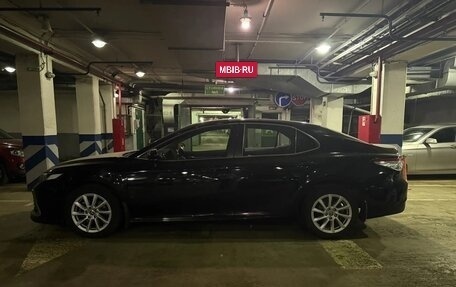 Toyota Camry, 2021 год, 2 470 000 рублей, 3 фотография