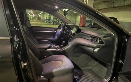 Toyota Camry, 2021 год, 2 470 000 рублей, 6 фотография