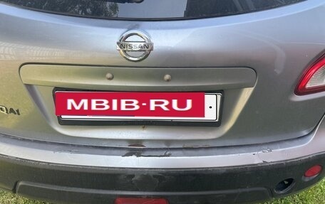 Nissan Qashqai, 2010 год, 700 000 рублей, 2 фотография