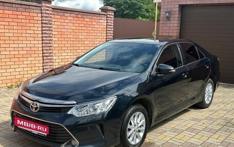 Toyota Camry, 2015 год, 1 750 000 рублей, 2 фотография