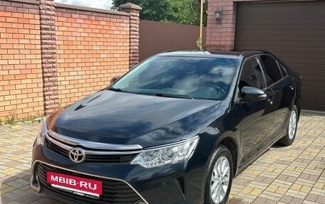Toyota Camry, 2015 год, 1 750 000 рублей, 3 фотография