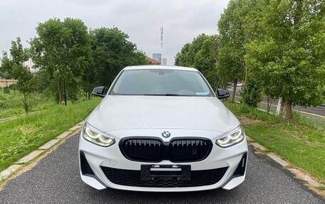 BMW 1 серия, 2021 год, 1 666 777 рублей, 2 фотография