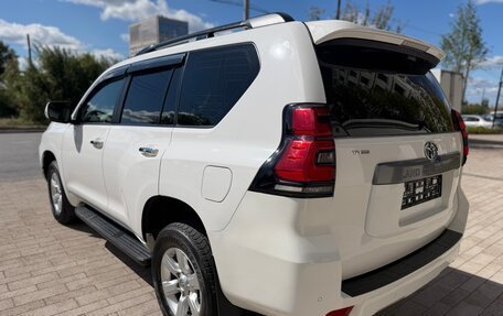 Toyota Land Cruiser Prado 150 рестайлинг 2, 2018 год, 4 350 000 рублей, 7 фотография