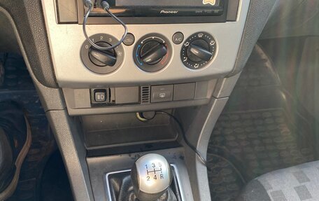 Ford Focus II рестайлинг, 2006 год, 360 000 рублей, 27 фотография