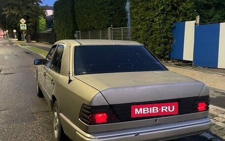 Mercedes-Benz W124, 1987 год, 140 000 рублей, 3 фотография