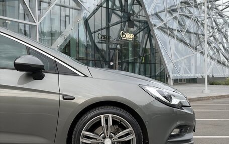 Opel Astra K, 2018 год, 1 350 000 рублей, 4 фотография