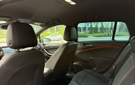 Opel Astra K, 2018 год, 1 350 000 рублей, 24 фотография