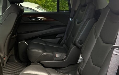 Cadillac Escalade IV, 2016 год, 3 800 000 рублей, 25 фотография