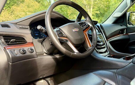 Cadillac Escalade IV, 2016 год, 3 800 000 рублей, 27 фотография