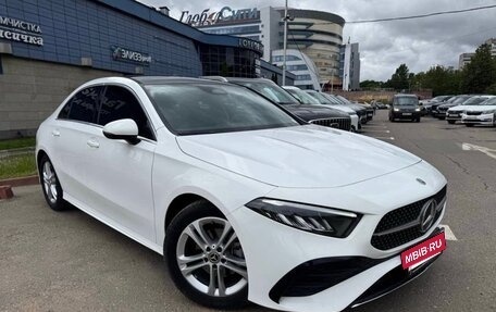 Mercedes-Benz A-Класс, 2022 год, 2 250 000 рублей, 4 фотография