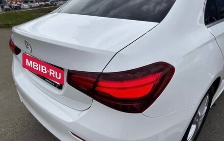 Mercedes-Benz A-Класс, 2022 год, 2 250 000 рублей, 9 фотография
