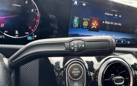 Mercedes-Benz A-Класс, 2022 год, 2 250 000 рублей, 18 фотография
