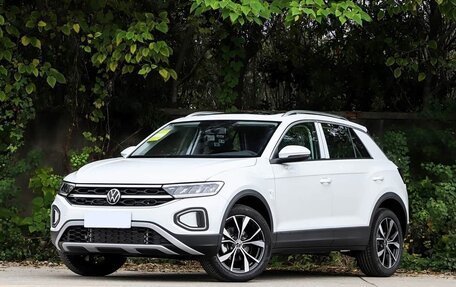 Volkswagen T-Roc I, 2026 год, 2 330 000 рублей, 1 фотография