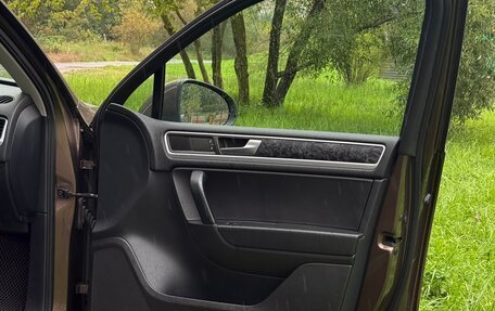 Volkswagen Touareg III, 2012 год, 1 660 000 рублей, 10 фотография