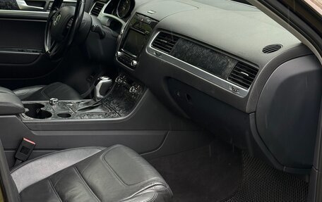 Volkswagen Touareg III, 2012 год, 1 660 000 рублей, 11 фотография