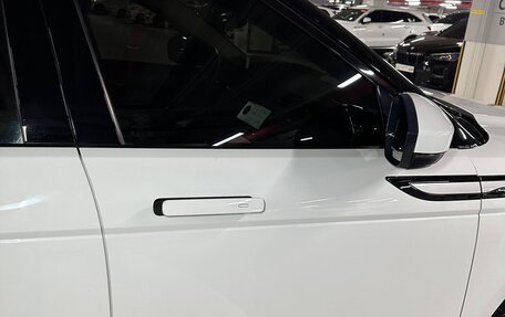 Land Rover Range Rover Evoque II, 2019 год, 2 800 000 рублей, 9 фотография