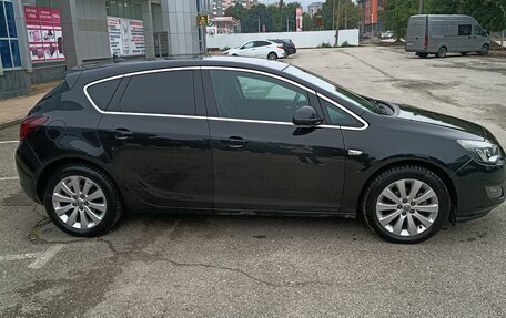 Opel Astra J, 2011 год, 700 000 рублей, 4 фотография