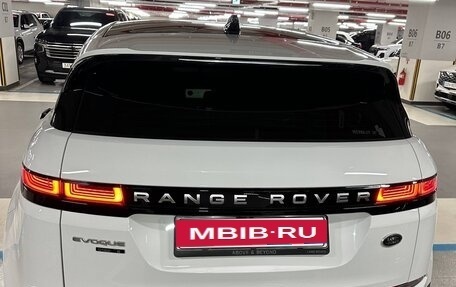 Land Rover Range Rover Evoque II, 2019 год, 2 800 000 рублей, 2 фотография