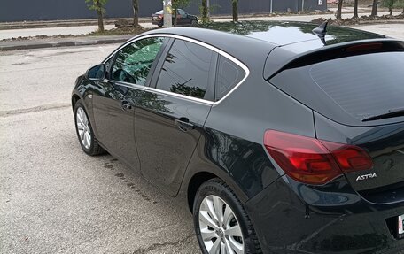 Opel Astra J, 2011 год, 700 000 рублей, 7 фотография
