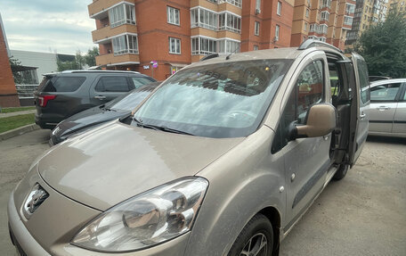 Peugeot Partner II рестайлинг 2, 2011 год, 650 000 рублей, 8 фотография