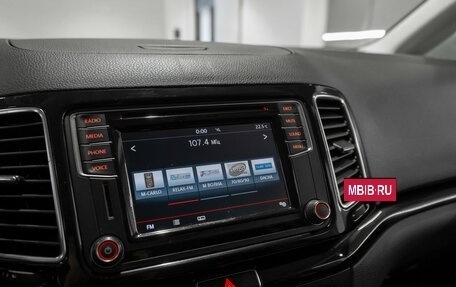 SEAT Alhambra II рестайлинг, 2015 год, 1 770 000 рублей, 17 фотография