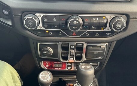 Jeep Wrangler, 2025 год, 6 910 000 рублей, 15 фотография